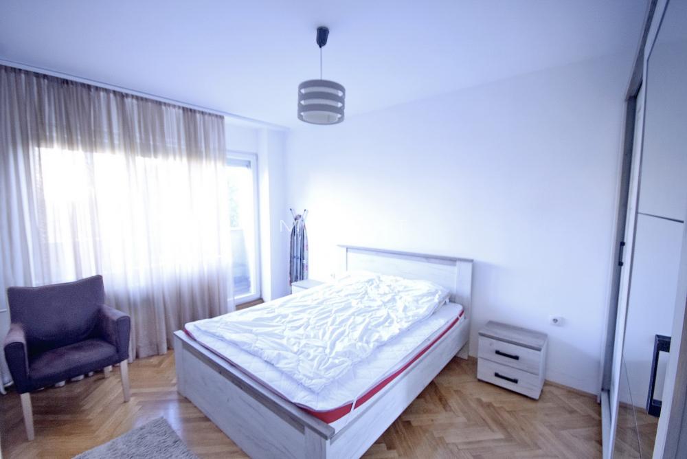 Stan na prodaju u Beogradu, Vračar, dvosoban, 54m2, cena 187900 evra