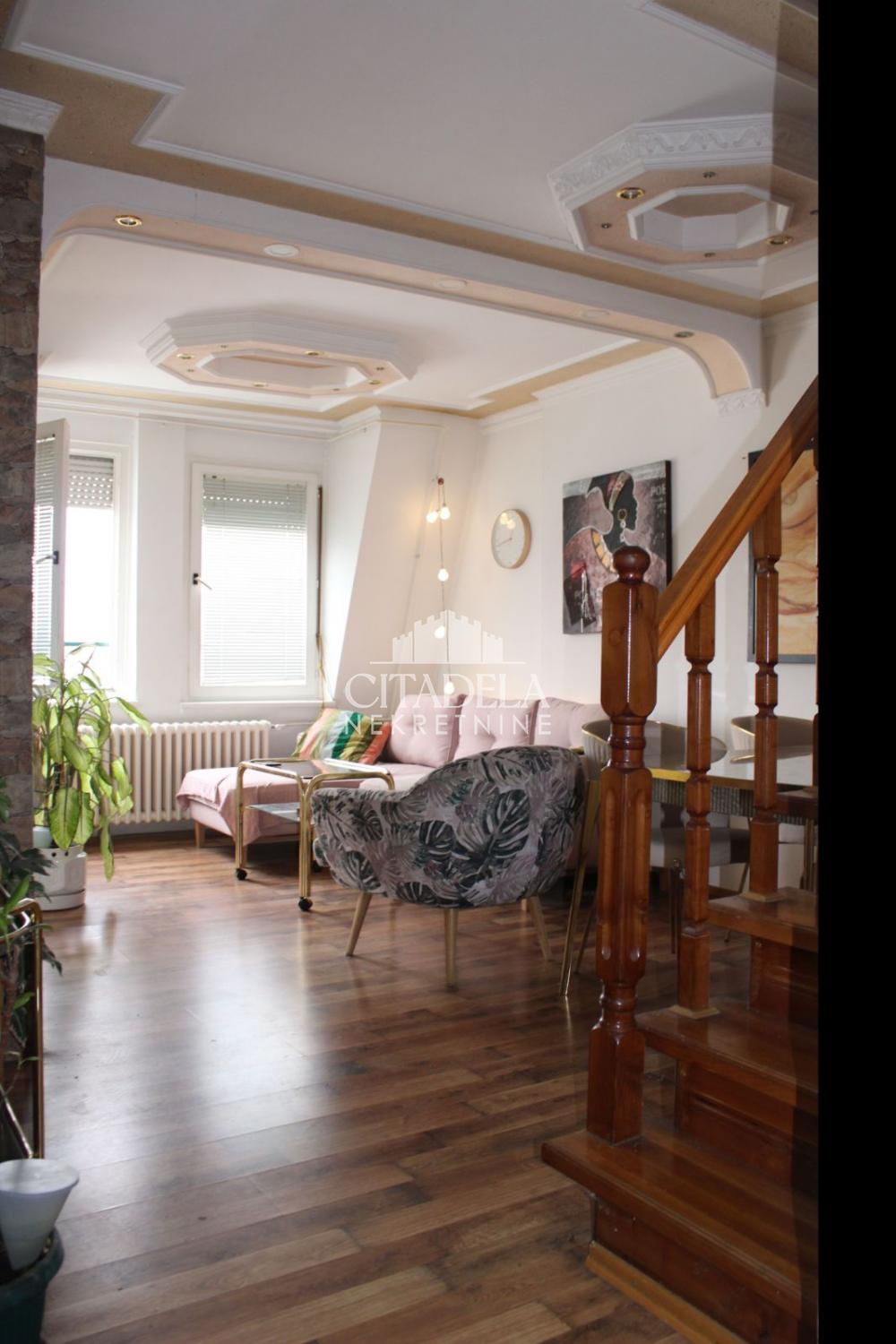 Stan na prodaju u Beogradu, Crveni Krst, dvoiposoban, 66m2, cena 292600 evra