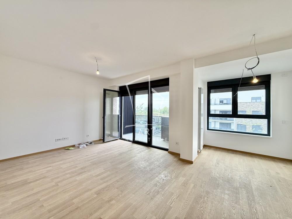 Stan na prodaju u Beogradu, Novi Beograd, cetvorosoban, 95m2, cena 340000 evra