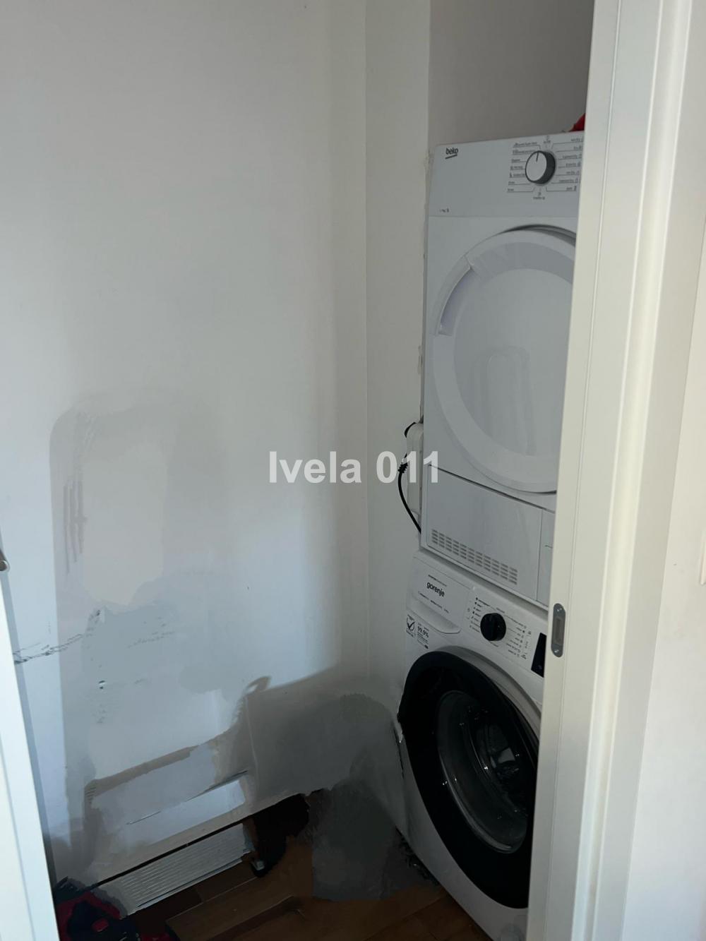 Stan na prodaju u Beogradu, Učiteljsko naselje, trosoban, 68m2, cena 255000 evra