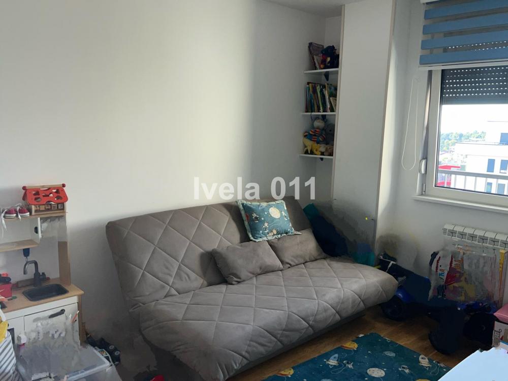 Stan na prodaju u Beogradu, Učiteljsko naselje, trosoban, 68m2, cena 255000 evra
