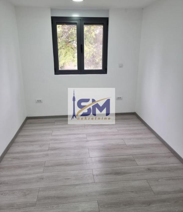 Stan na prodaju u Beogradu, Borča, jednoiposoban, 36m2, cena 85000 evra