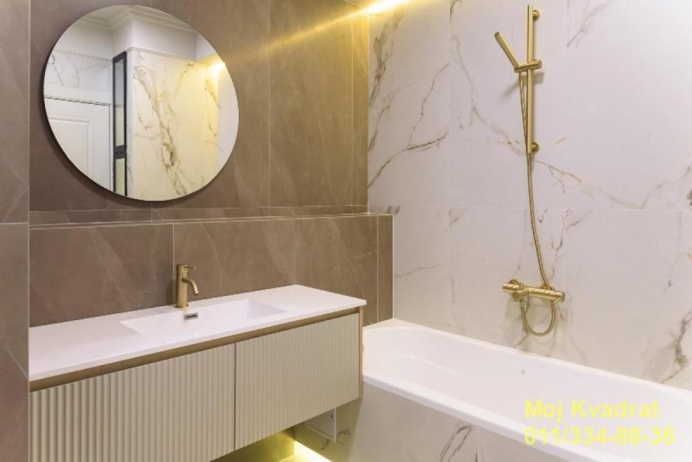 Stan na prodaju u Beogradu, Beograd (Trg Republike), trosoban, 80m2, cena 399000 evra