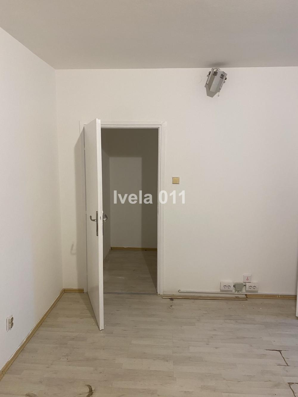 Stan na prodaju u Beogradu, Činovnička kolonija, jednosoban, 37m2, cena 117000 evra