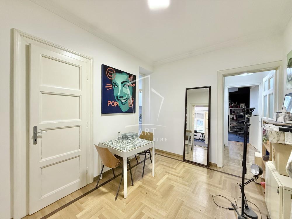 Stan na prodaju u Beogradu, Stari grad, troiposoban, 59m2, cena 260000 evra