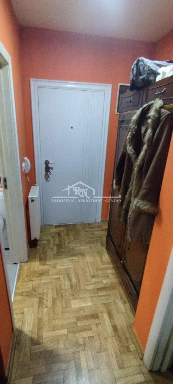 Stan na prodaju u Beogradu, Zvezdara, jednoiposoban, 37m2, cena 120000 evra