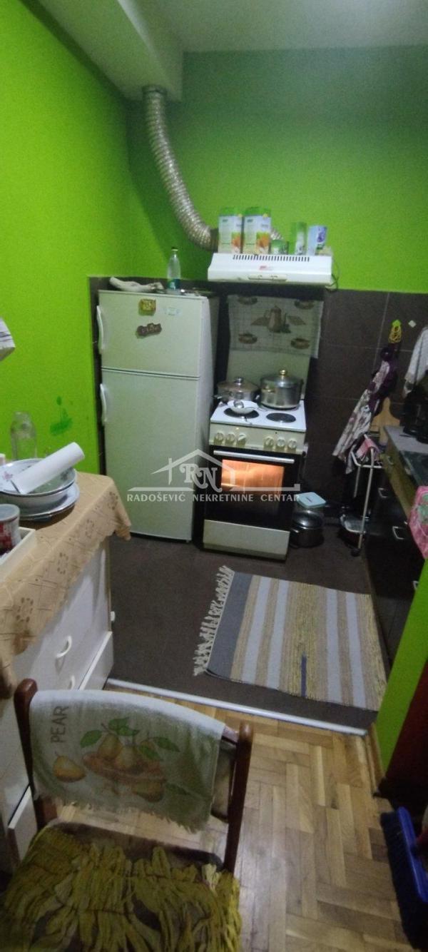 Stan na prodaju u Beogradu, Zvezdara, jednoiposoban, 37m2, cena 120000 evra