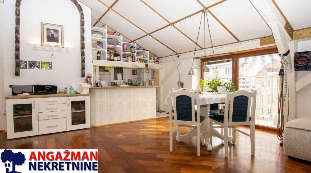 Stan na prodaju u Beogradu, Knez Mihailova, trosoban, 110m2, cena 460000 evra