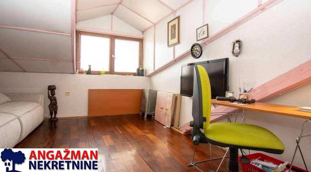 Stan na prodaju u Beogradu, Knez Mihailova, trosoban, 110m2, cena 460000 evra