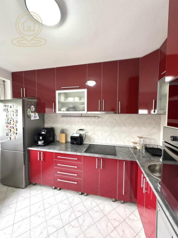 Stan na prodaju u Beogradu, cetvorosoban, 120m2, cena 312000 evra