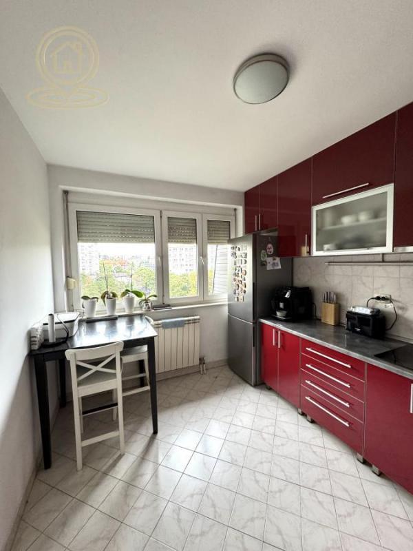 Stan na prodaju u Beogradu, cetvorosoban, 120m2, cena 312000 evra