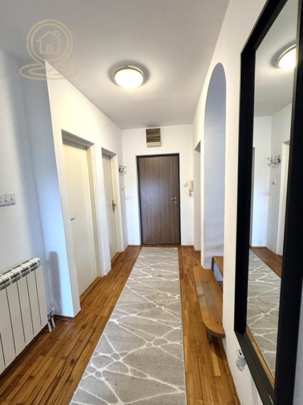 Stan na prodaju u Beogradu, cetvorosoban, 120m2, cena 312000 evra