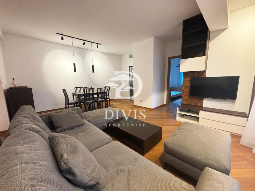 Stan na prodaju u Beogradu, Činovnička kolonija,Voždovac, troiposoban, 77m2, cena 269500 evra