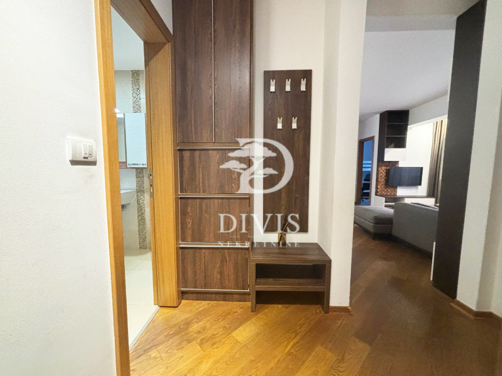 Stan na prodaju u Beogradu, Činovnička kolonija,Voždovac, troiposoban, 77m2, cena 269500 evra