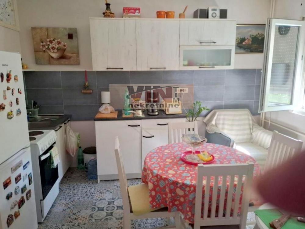 Stan na prodaju u Beogradu, Karaburma, jednosoban, 24m2, cena 86500 evra