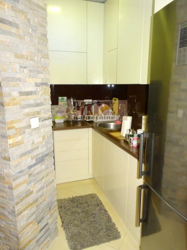 Stan na prodaju u Beogradu, Bogoslovija, troiposoban, 94m2, cena 289000 evra