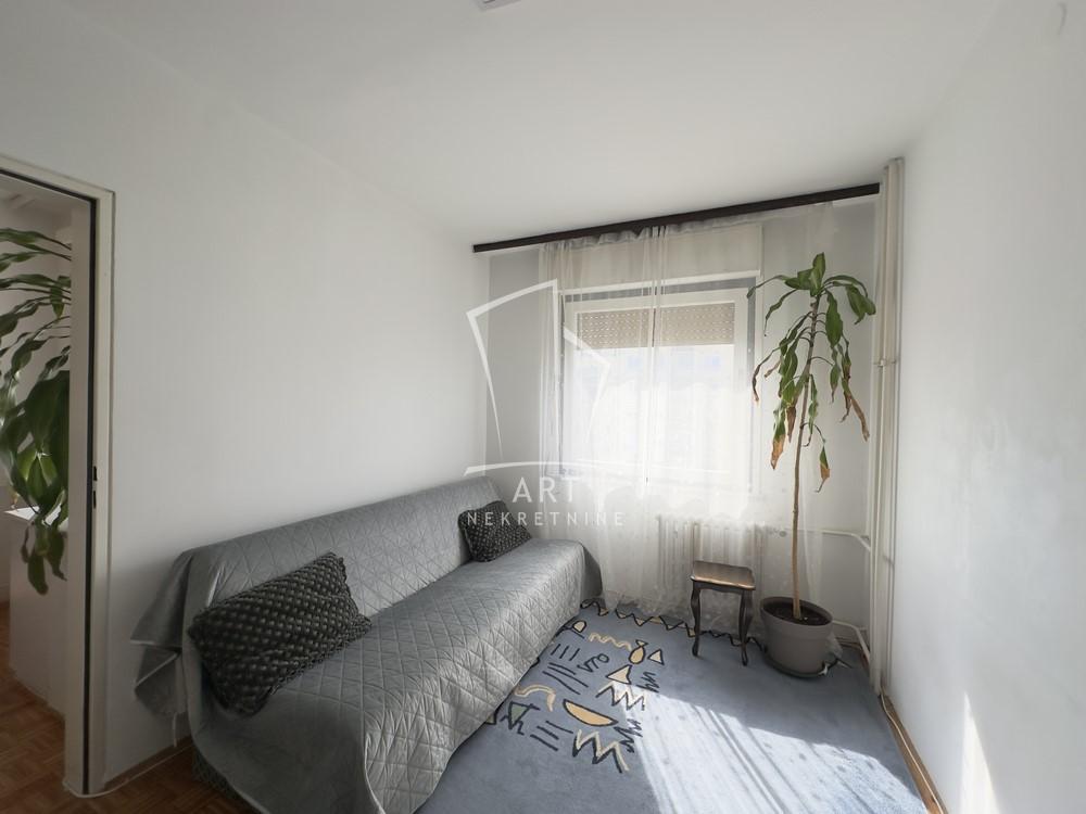 Stan na prodaju u Beogradu, Novi Beograd blok 63, trosoban, 75m2, cena 245000 evra
