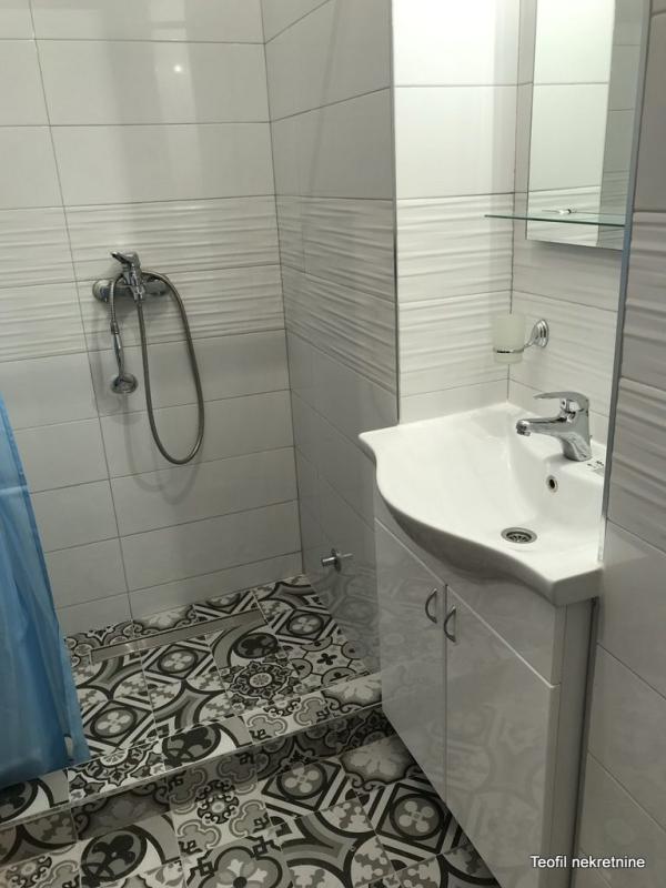 Stan na prodaju u Beogradu, Vukov spomenik, dvosoban, 43m2, cena 128000 evra