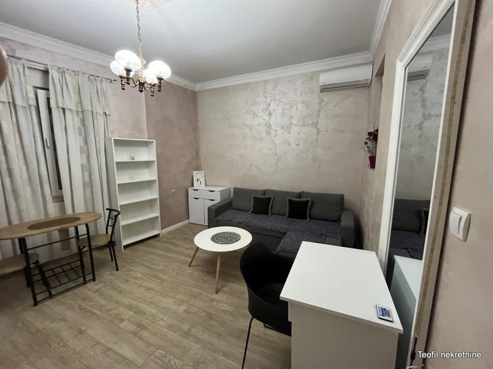 Stan na prodaju u Beogradu, Vukov spomenik, dvosoban, 43m2, cena 128000 evra