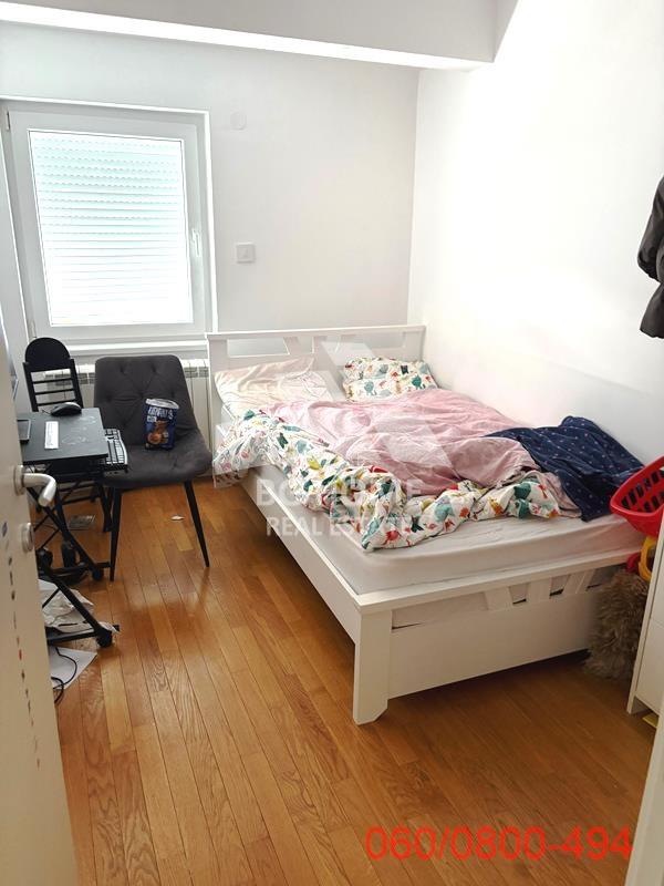 Stan na prodaju u Beogradu, Pašino brdo, 130m2, cena 280000 evra