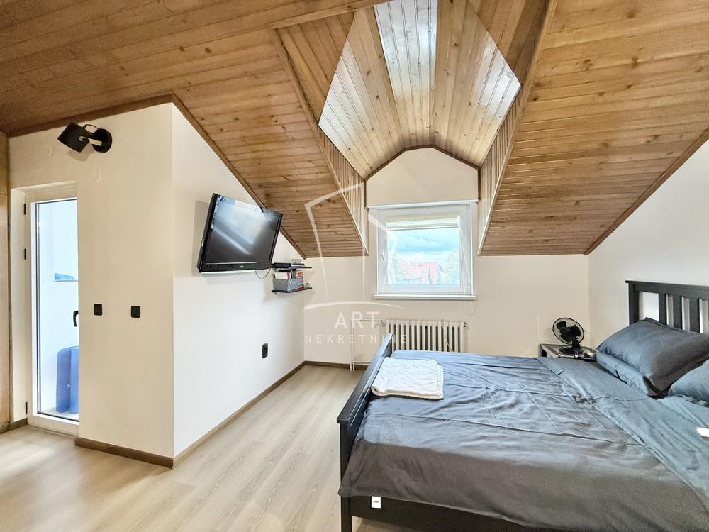 Stan na prodaju u Beogradu, Banovo brdo, 264m2, cena 690000 evra