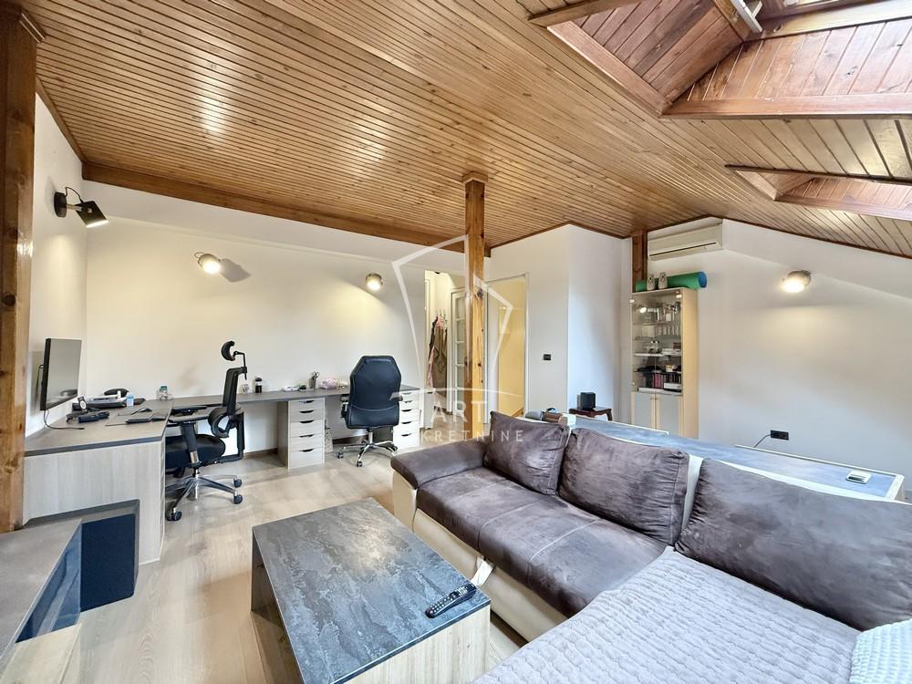 Stan na prodaju u Beogradu, Banovo brdo, 264m2, cena 690000 evra