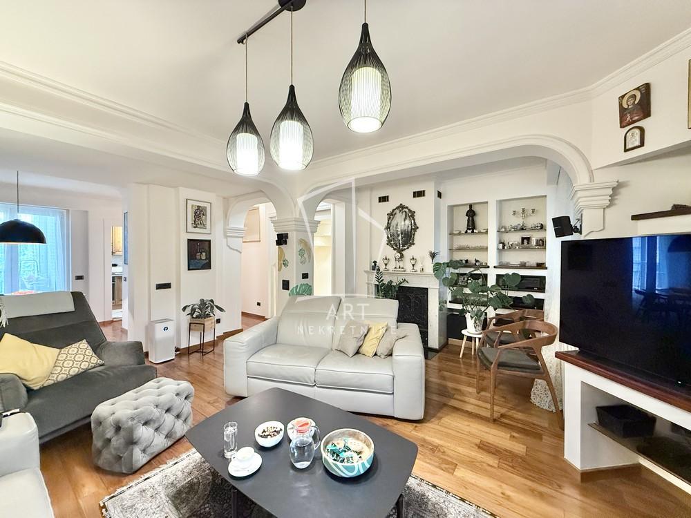 Stan na prodaju u Beogradu, Banovo brdo, 264m2, cena 690000 evra