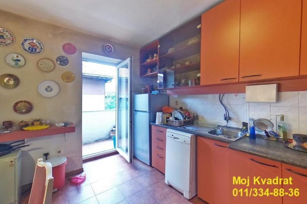 Stan na prodaju u Beogradu, Pašino brdo, dvosoban, 72m2, cena 199000 evra