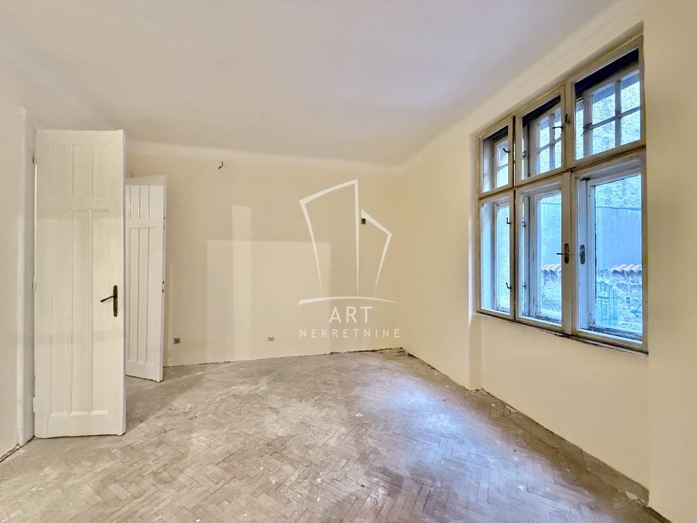 Stan na prodaju u Beogradu, Stari grad, trosoban, 91m2, cena 380000 evra