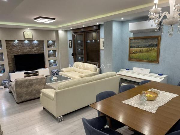 Stan na prodaju u Beogradu, Senjak, troiposoban, 100m2, cena 399900 evra