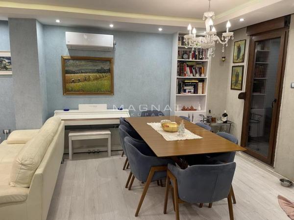Stan na prodaju u Beogradu, Senjak, troiposoban, 100m2, cena 399900 evra