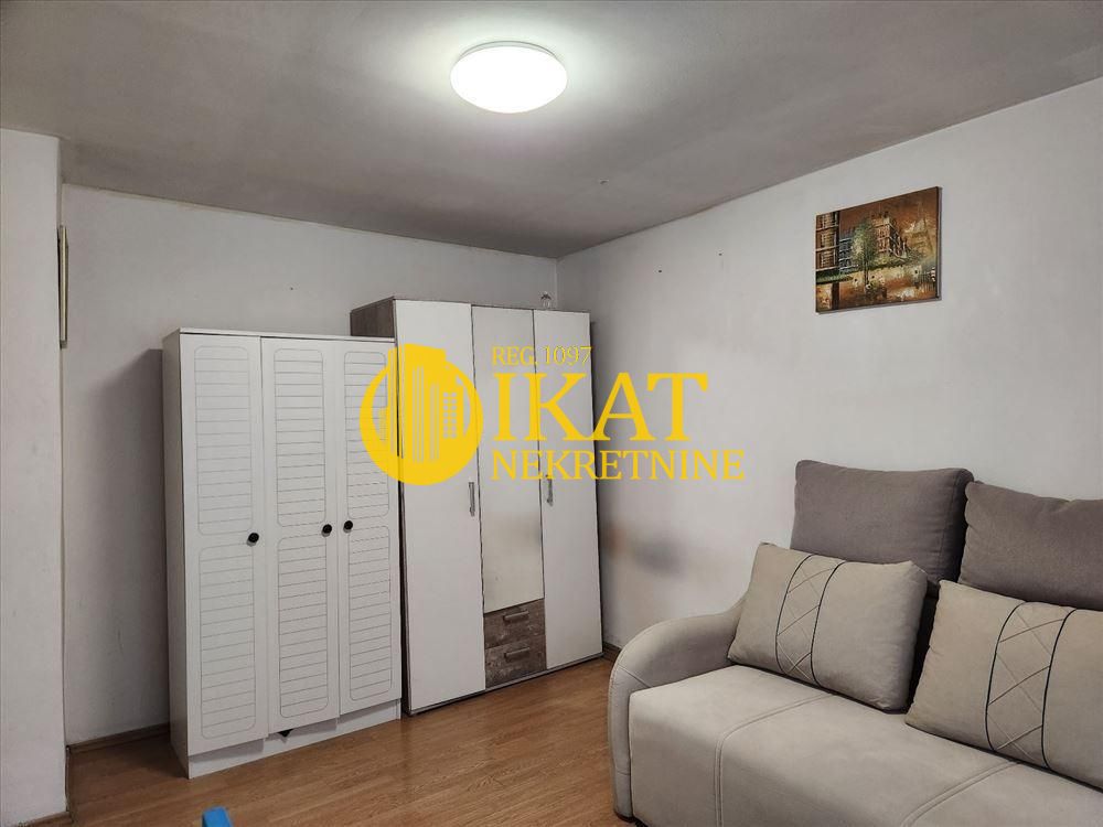 Stan na prodaju u Beogradu, Đeram pijaca, dvosoban, 37m2, cena 110000 evra