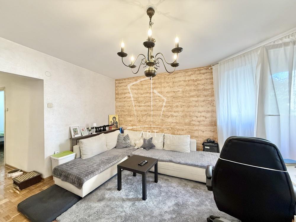 Stan na prodaju u Beogradu, Rakovica, cetvorosoban, 92m2, cena 250000 evra
