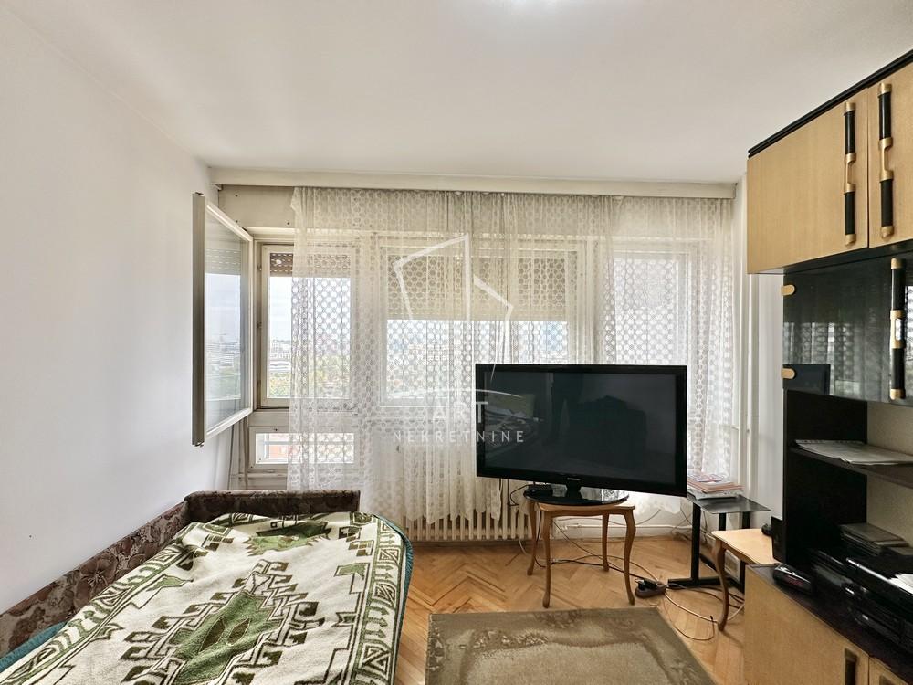 Stan na prodaju u Beogradu, Novi Beograd blok 70 (Kineski TC), dvosoban, 67m2, cena 202000 evra