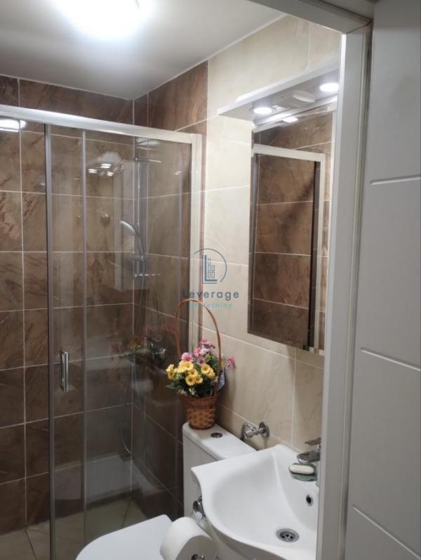 Stan na prodaju u Beogradu, Novi Beograd blok 63, trosoban, 58m2, cena 171000 evra