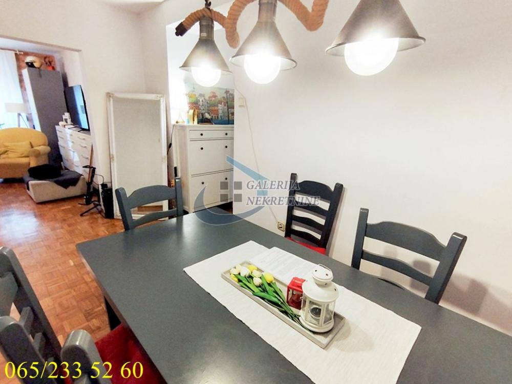 Stan na prodaju u Beogradu, Vidikovac, troiposoban, 92m2, cena 250000 evra