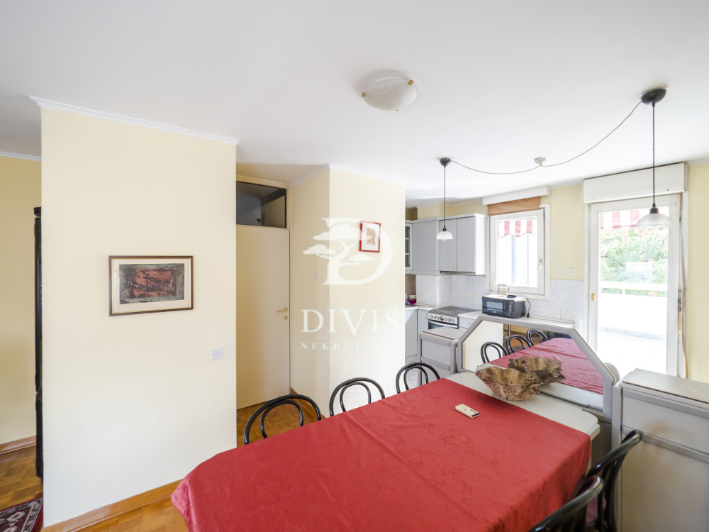 Stan na prodaju u Beogradu, Savski venac,Senjak, 101m2, cena 295000 evra