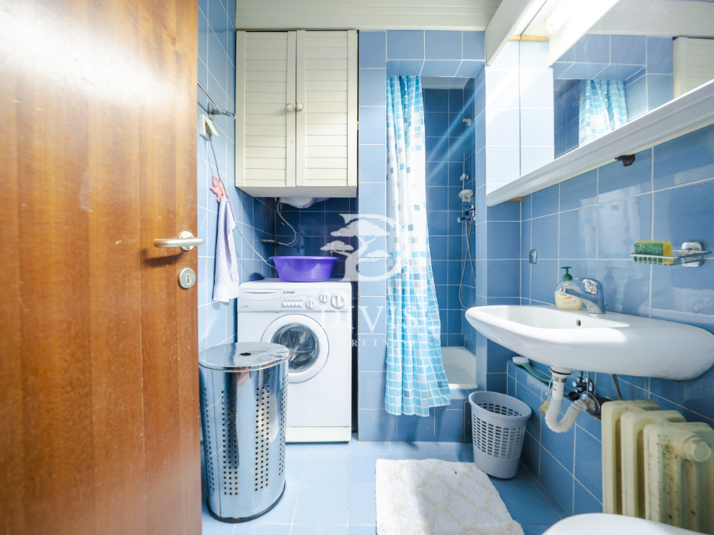 Stan na prodaju u Beogradu, Savski venac,Senjak, 101m2, cena 295000 evra