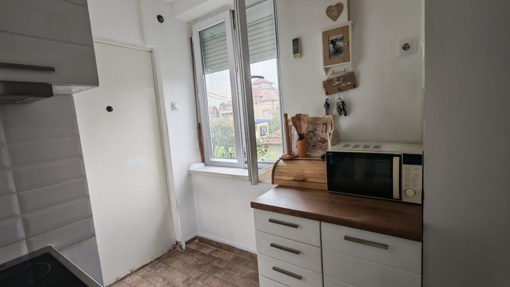 Stan na prodaju u Beogradu, Borča, jednoiposoban, 36m2, cena 83000 evra