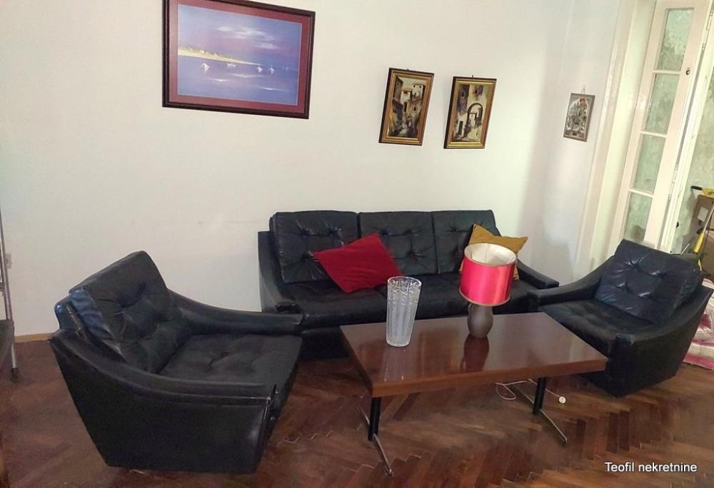 Stan na prodaju u Beogradu, Vračar, troiposoban, 101m2, cena 480000 evra