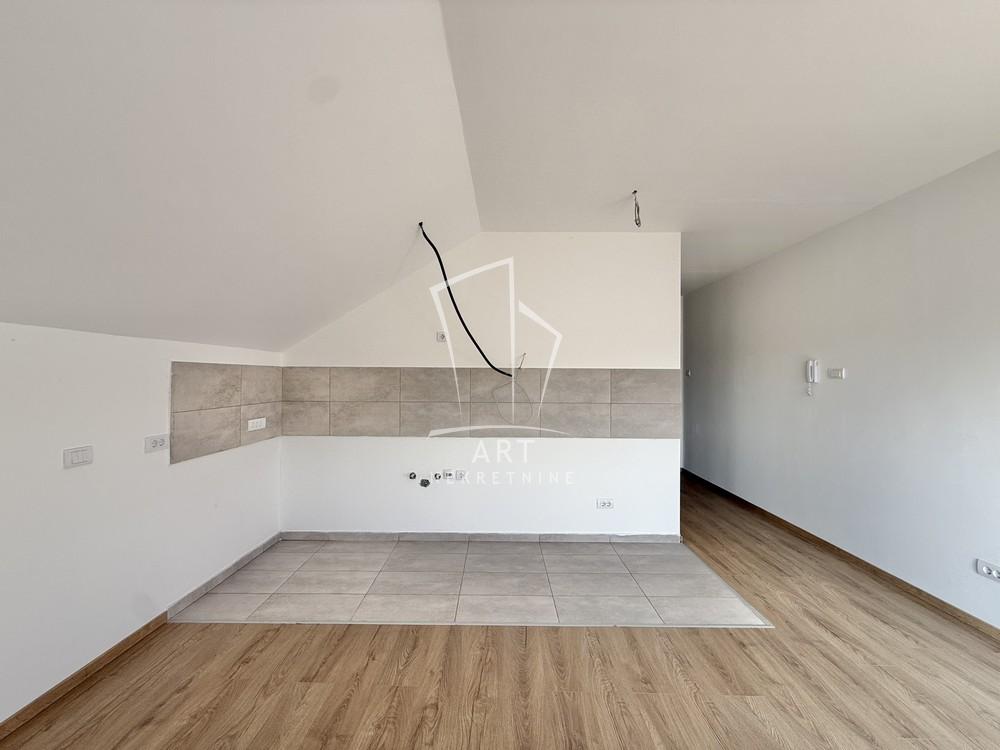 Stan na prodaju u Beogradu, Mali Mokri Lug, dvosoban, 45m2, cena 105000 evra