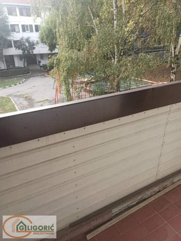 Stan na prodaju u Beogradu, Mirijevo, dvoiposoban, 62m2, cena 143700 evra