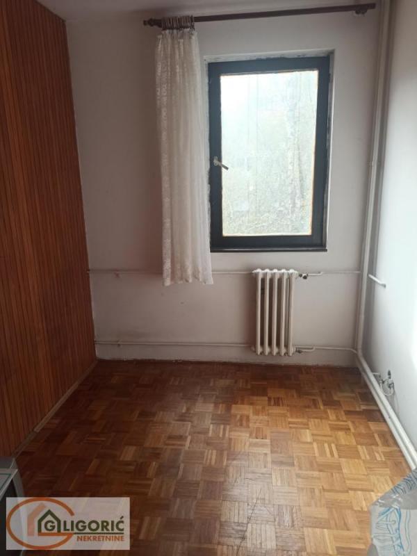 Stan na prodaju u Beogradu, Mirijevo, dvoiposoban, 62m2, cena 154000 evra