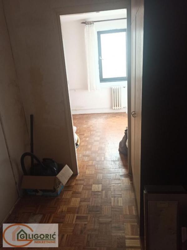 Stan na prodaju u Beogradu, Mirijevo, dvoiposoban, 62m2, cena 154000 evra