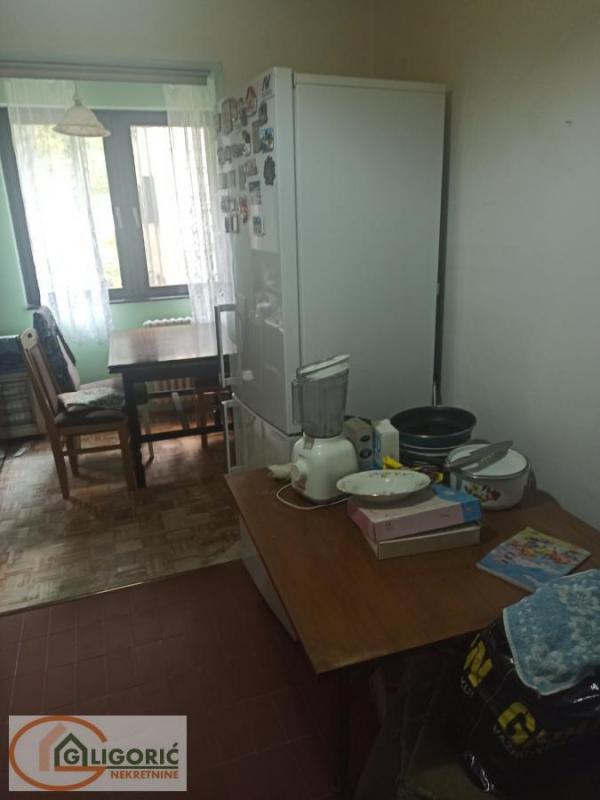 Stan na prodaju u Beogradu, Mirijevo, dvoiposoban, 62m2, cena 154000 evra