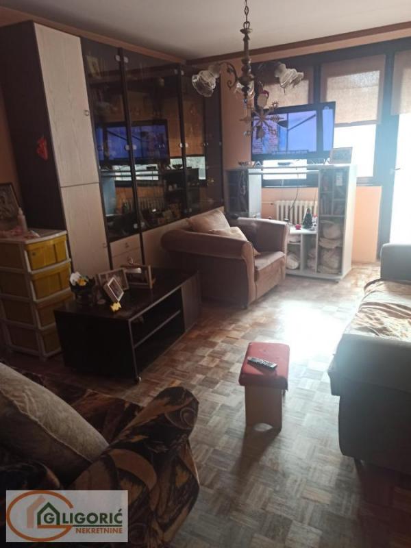 Stan na prodaju u Beogradu, Mirijevo, dvoiposoban, 62m2, cena 154000 evra