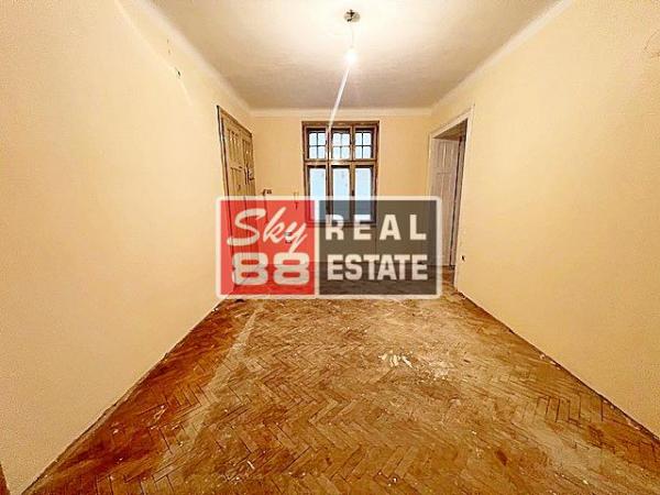 Stan na prodaju u Beogradu, Stari grad, cetvorosoban, 91m2, cena 380000 evra