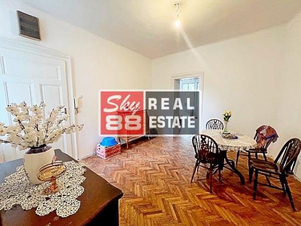 Stan na prodaju u Beogradu, Stari grad, dvosoban, 87m2, cena 289900 evra