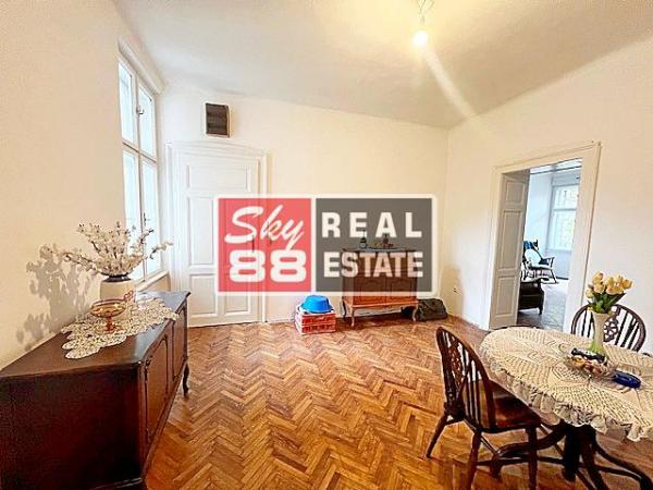 Stan na prodaju u Beogradu, Stari grad, dvosoban, 87m2, cena 289900 evra