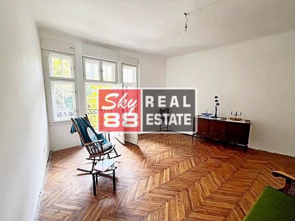 Stan na prodaju u Beogradu, Stari grad, dvosoban, 87m2, cena 289900 evra